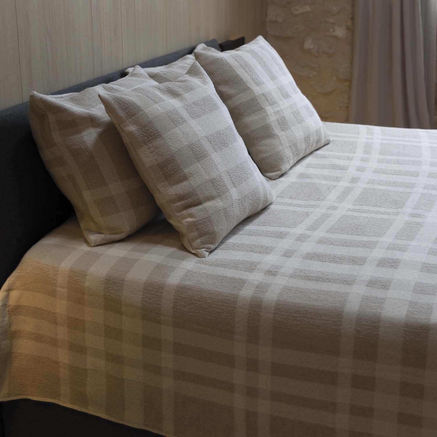 NATURALS - Colcha Foulard de Tejido Jacquard - 80% Algodón y 20% Poliéster - Ideal para Primavera y Verano - Disponible para Cama 90/135-150/180 - 5 Modelos - Fabricado en España