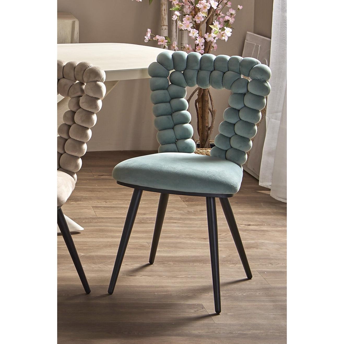 Silla nimpha triangular terciopelo azul 47x47x85 cms. El mejor complemento para tu hogar.