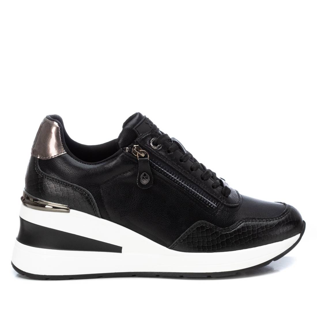 Xti - Zapatilla Mujer - Calzado Cómodo y Versátil - Moda casual - Modelo  14307902