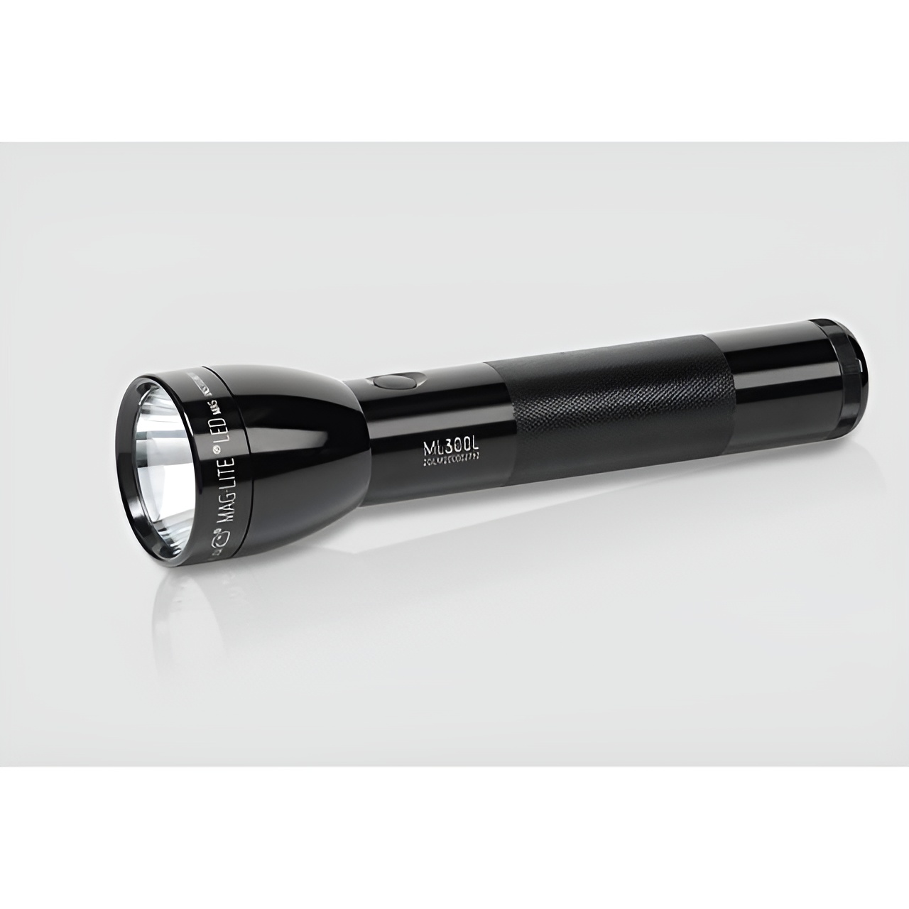 Maglite ML300L Black Handheld LED Flashlight, 524 lm, Waterproof IPX4, 2 Power Levels, Durable Design, 20h Runtime, Ideal for Camping and Emergency Situations, High Power, Portable and Lightweight