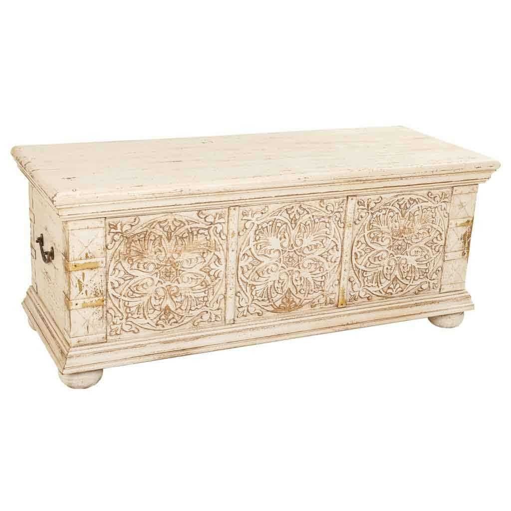 Wonderlust Deco - Baúl de madera tallada acabado artesanal beige 103x40x43h cm Beige 103x40x43h cm