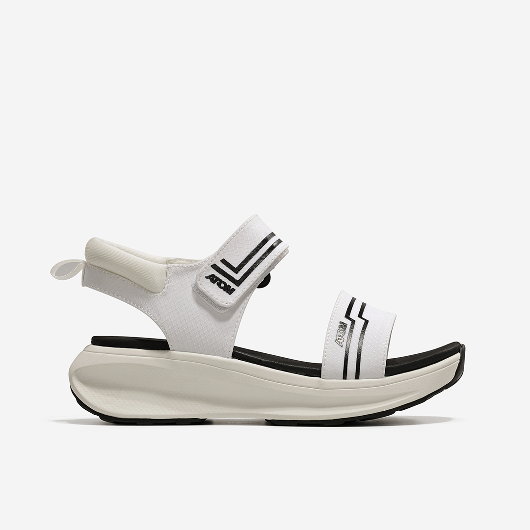 Fluchos Atom AT206 Fusion V3 – Sandalia deportiva ultraligera con cierre adherente delantero (ALL BLACK, SAND y WHITE)