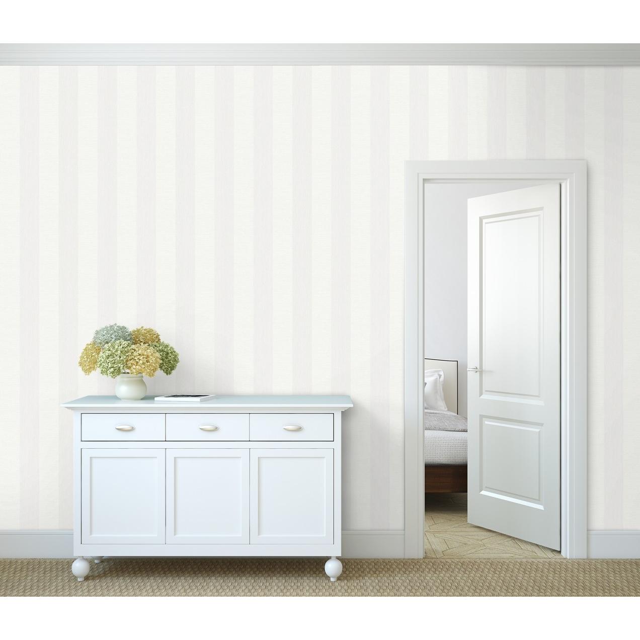 Papel pintado vinílico de rayas metalizadas blancas con textura en relieve - Raya Torino 679259 de GAULAN - Rollo de 10 m x 0,53 m