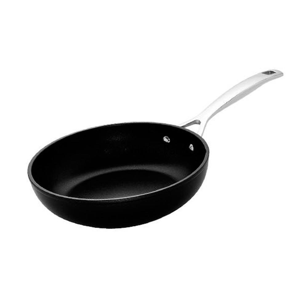 Sartén Antiadherente Alta PRO de Le Creuset – Fabricada en Aluminio Forjado con Revestimiento Reforzado para Todo Tipo de Cocinas, Incluida Inducción
