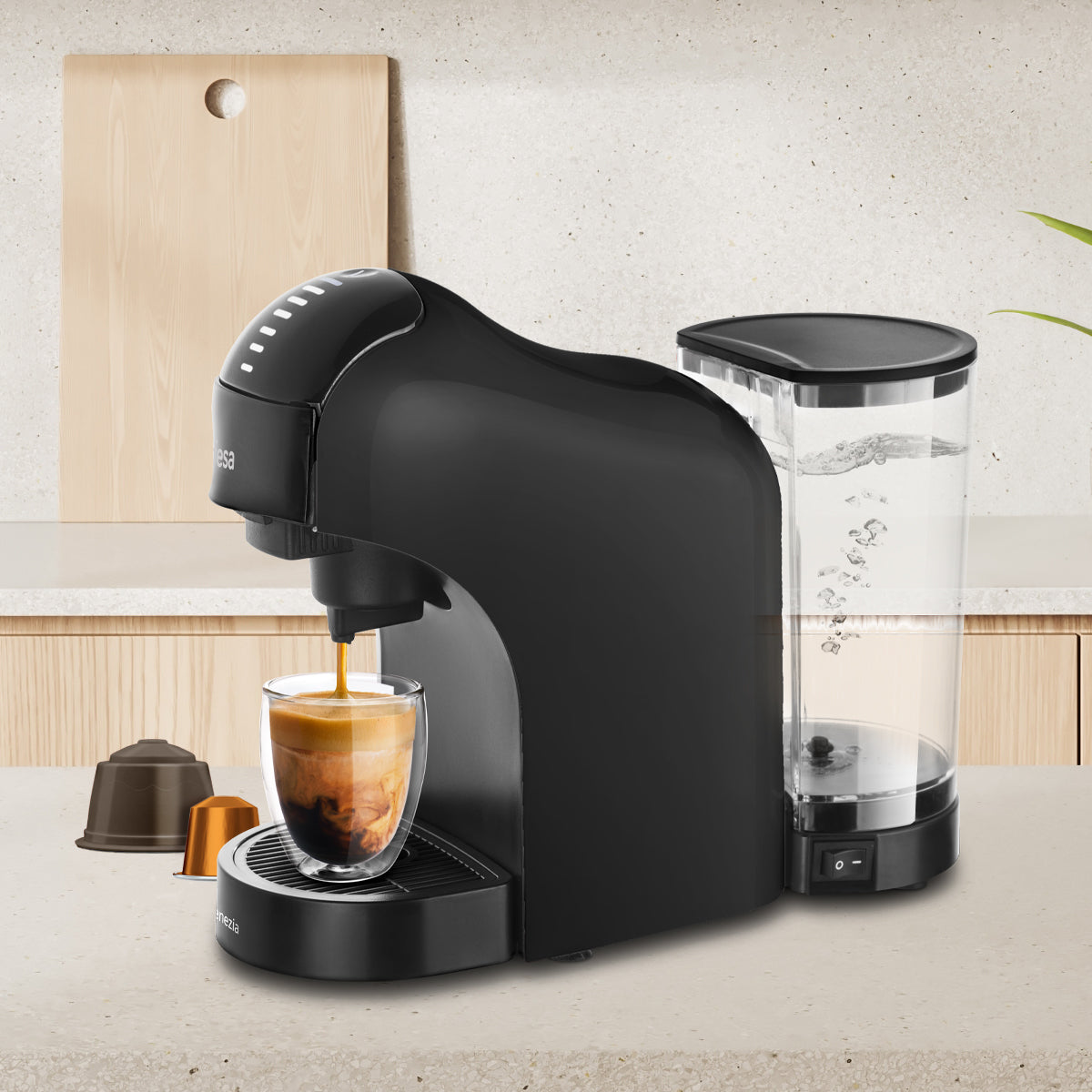 Ufesa - Cafetera Multicapsulas Venezia con panel de control táctil, 7 niveles de personalización, compatible con cápsulas Dolce Gusto, Nespresso y Delta, depósito de agua extraíble de 1 L y bomba de presión de 15 bar