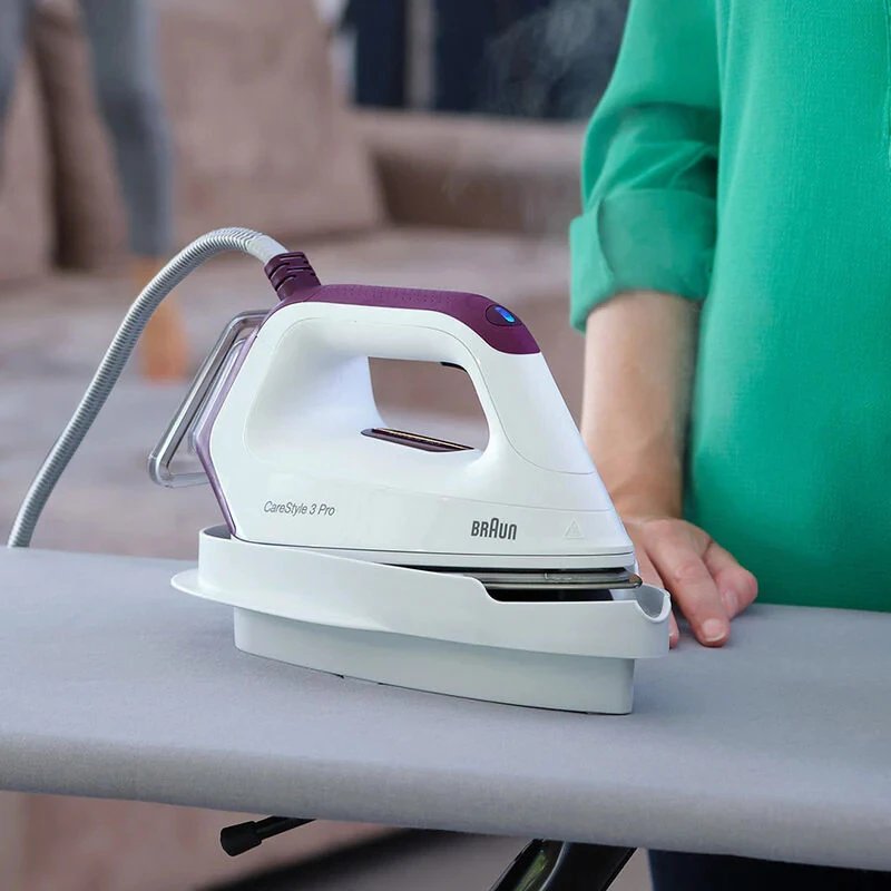 Centro de planchado 2400W 6,5bar BRAUN IS3155VI  | Vapor Continuo 125 g/min, FreeGlide 3D; Eloxal Plus, (Ref.0128803001), Blanco y violeta, Blanco