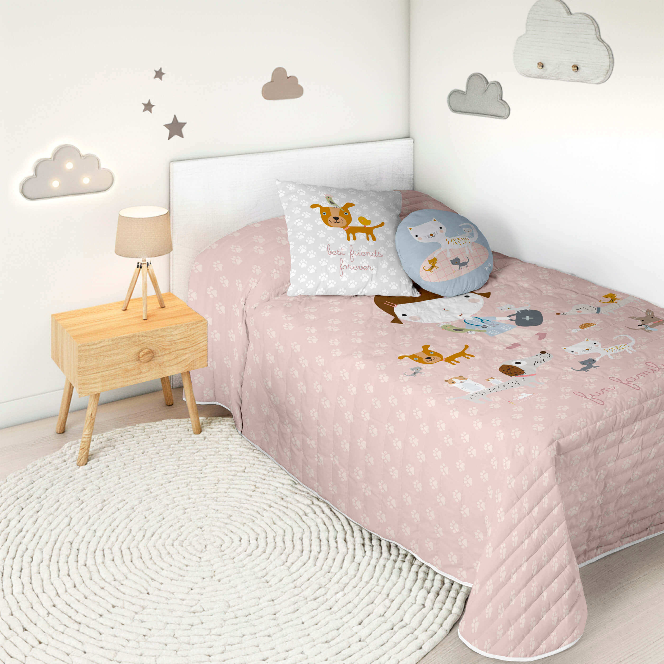 HACIENDO EL INDIO - Colcha Bouti Infantil Estampada 100% Algodón - Relleno 70 gramos -  Cubrecama Ligero Acolchado - Ideal para Primavera y Verano - Disponible para Cama 90/105 cm - Fabricada en España