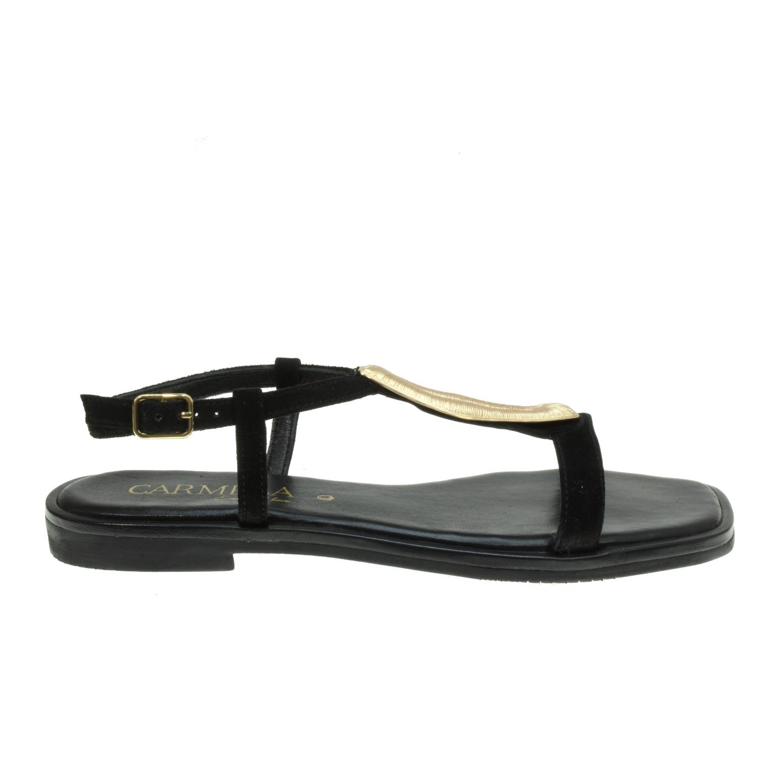 Carmela mod. 163290 - Sandalia en nobuck con adorno metalico