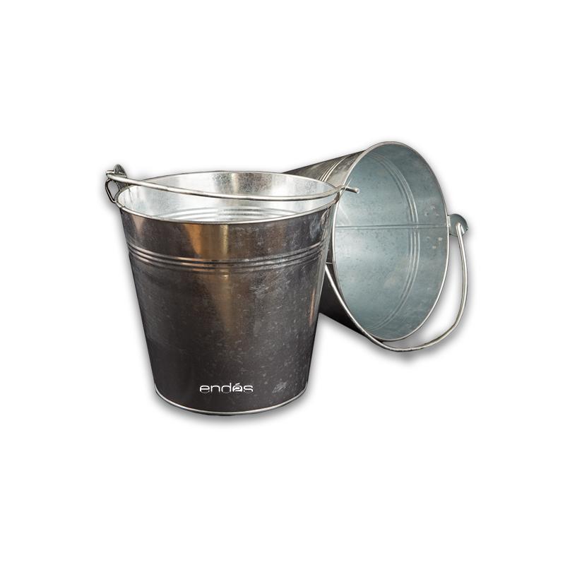 Cubo metálico galvanizado con asa de acero