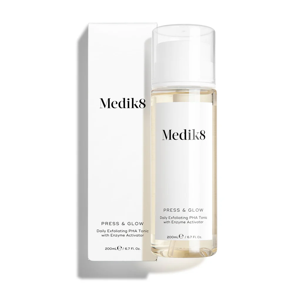 Medik8 - Tónico Exfoliante Diario Press & Glow™ con 5% Gluconolactona (PHA) para piel sensible, hidratante y luminoso, ideal para uso matutino y nocturno, 200 ml