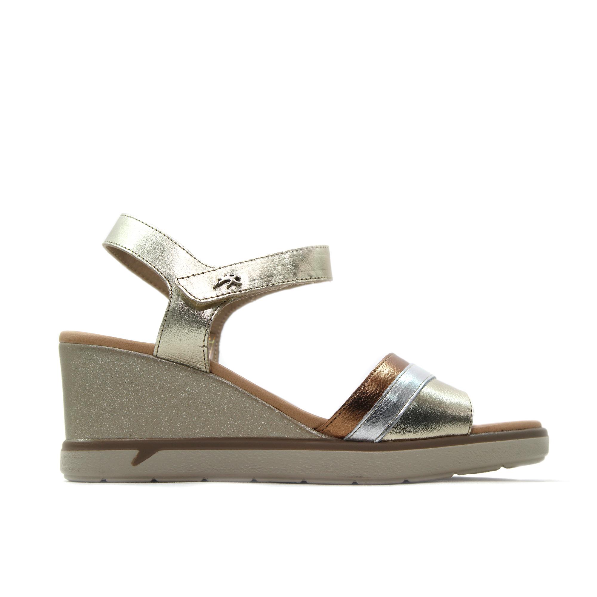Fluchos F2390 Sandalia de pala, casual, cierre con tira adhesiva,suela blanca de goma,de piel, para señora