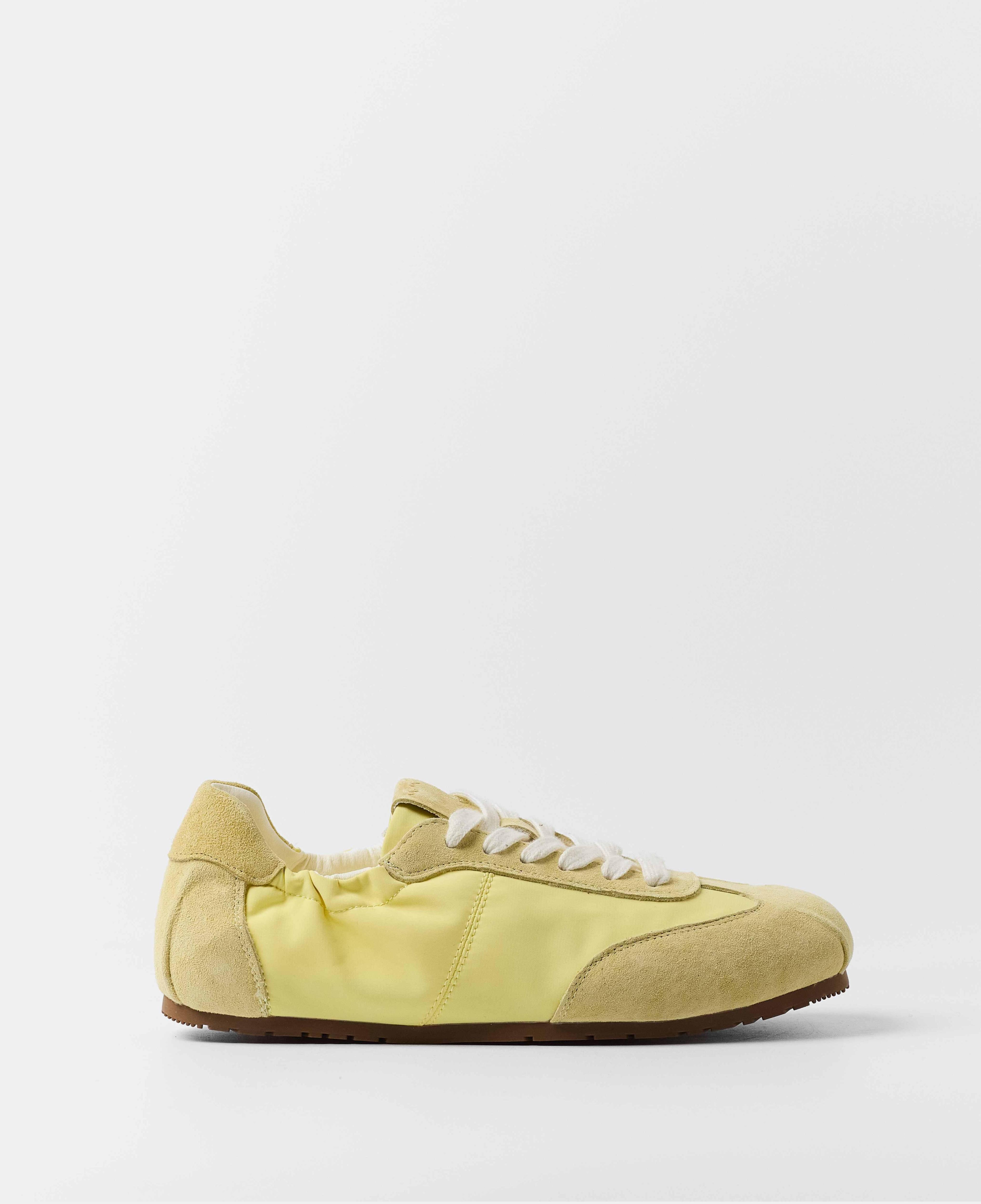 Zapatilla Mim BOBBI Amarillo Mujer