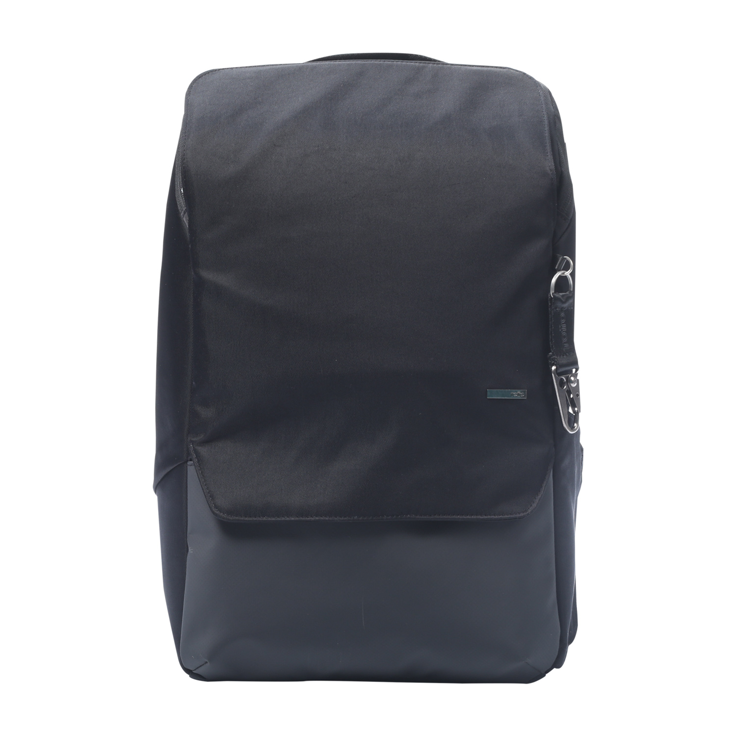Totto Mochila ejecutiva Alurer Material: Nylon 28 x 38 x 13 cm