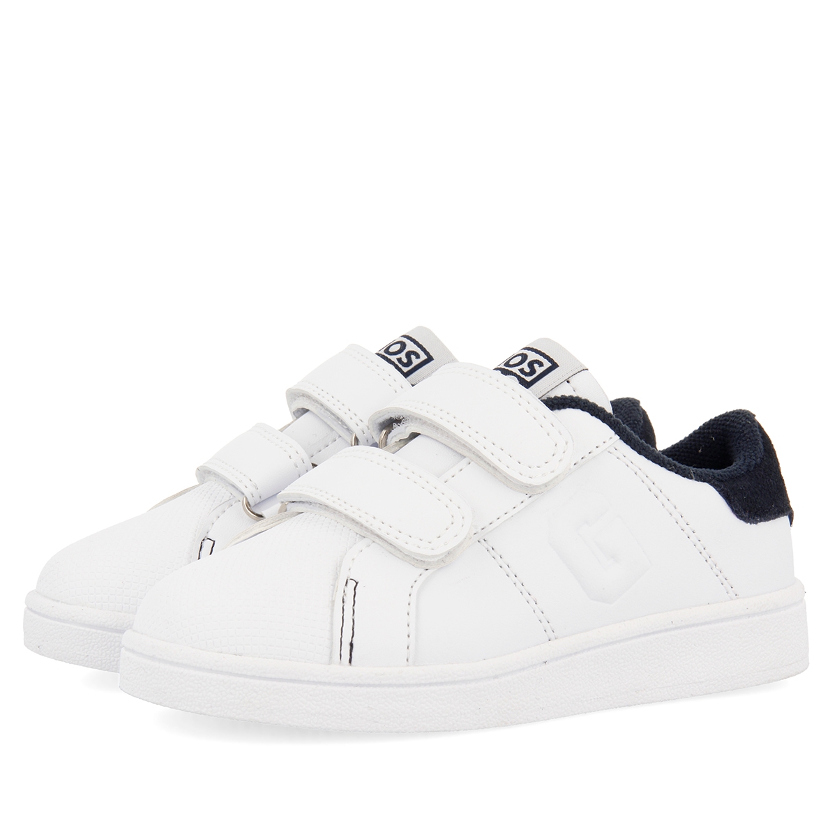 Gioseppo Zapatillas Colegiales Blancas con Detalle en Azul Marino y Doble Cierre Ajustable Volsk - Piel Innovadora - Suela Antideslizante