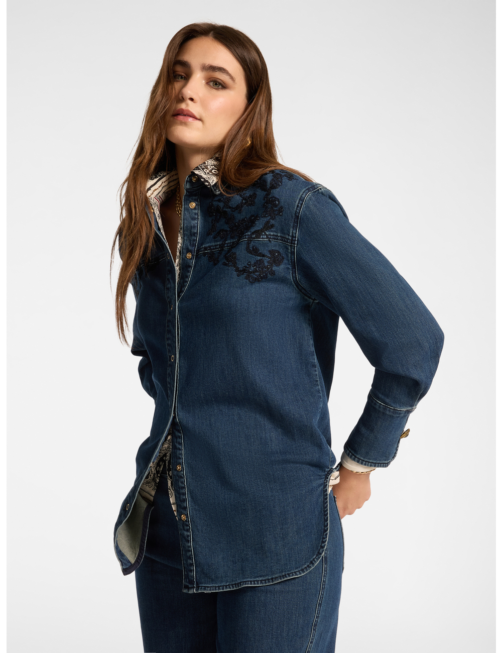 Elena Mirò - Camisa larga en denim con bordado