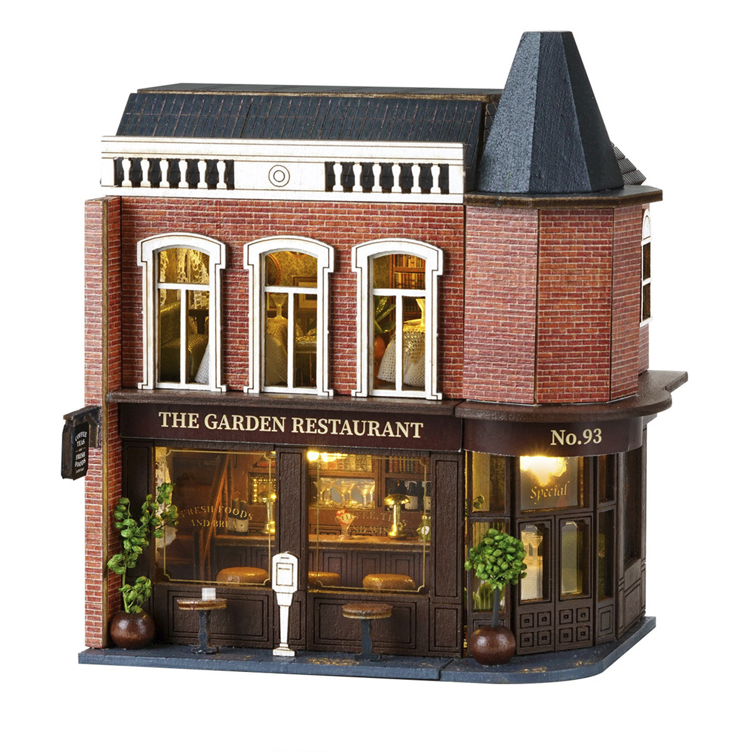 DAM. Restaurante Garden. Maqueta 3D con diseño de panel de puerta abierta, realista con gran detalle y luces led. 10x7x12cm.