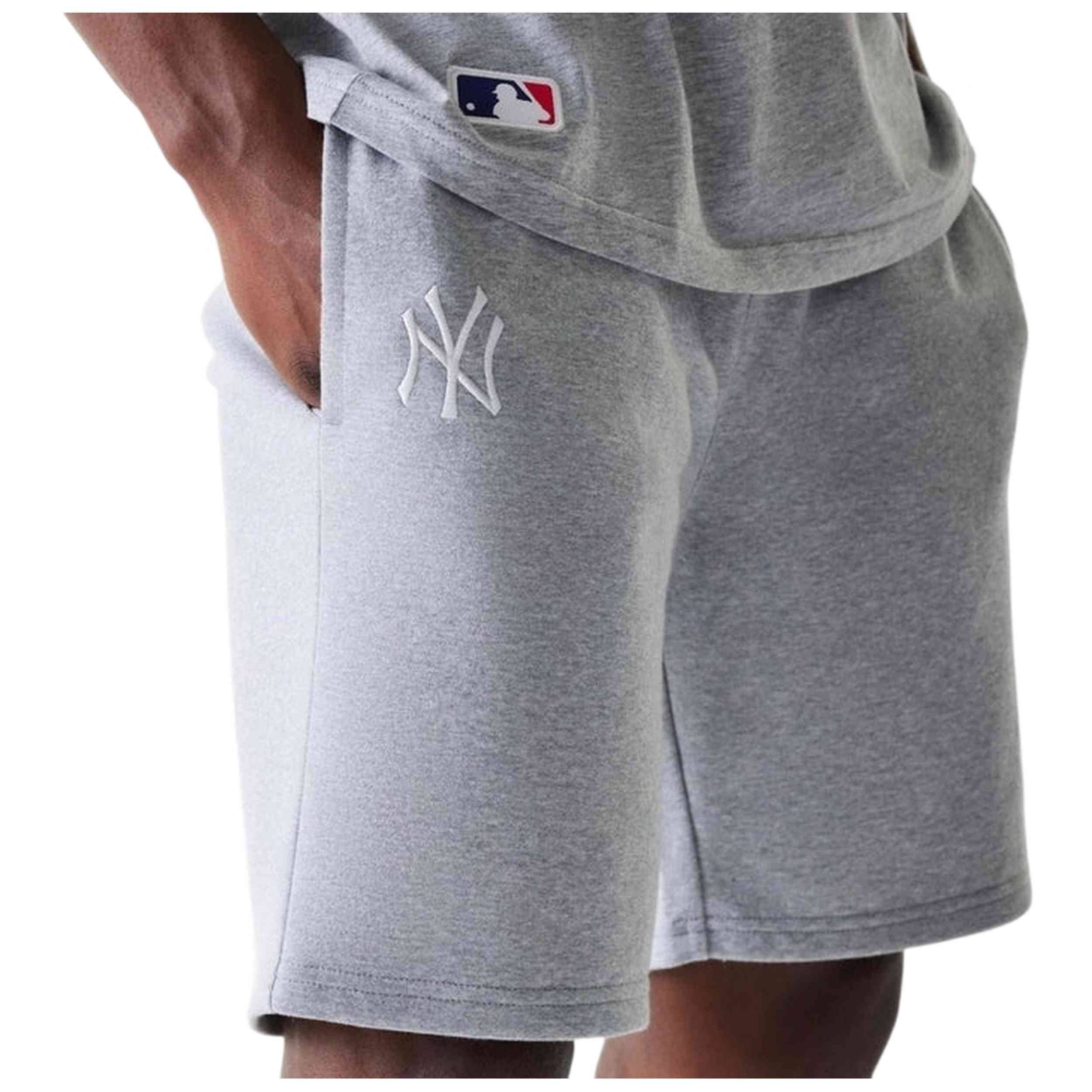Pantalon Corto New Era modelo 606757 para Hombre en color Gris
