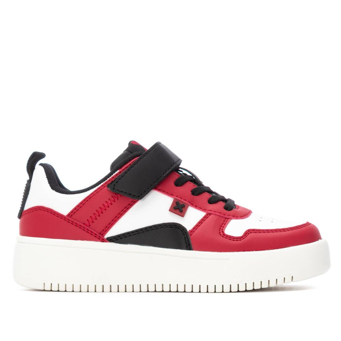 Xti - Zapatilla Niño - Calzado Cómodo y Versátil - Moda casual - Modelo 15131401