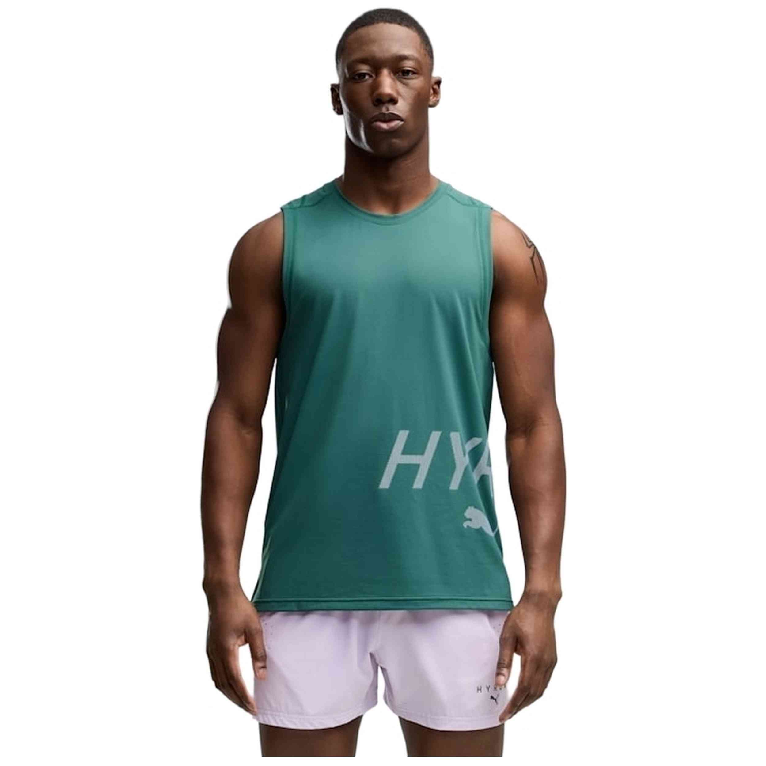 Camiseta Puma modelo M Puma X Hyrox Pwrmo en color Verde