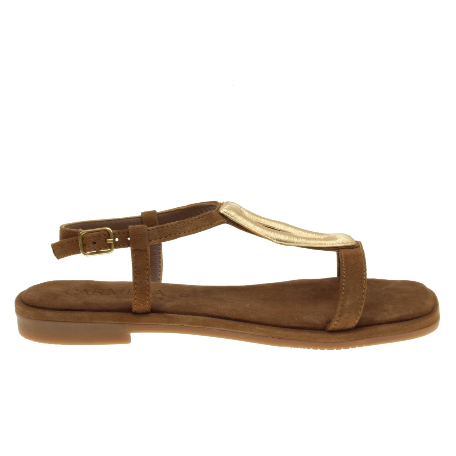 Carmela mod. 163290 - Sandalia en nobuck con adorno metalico