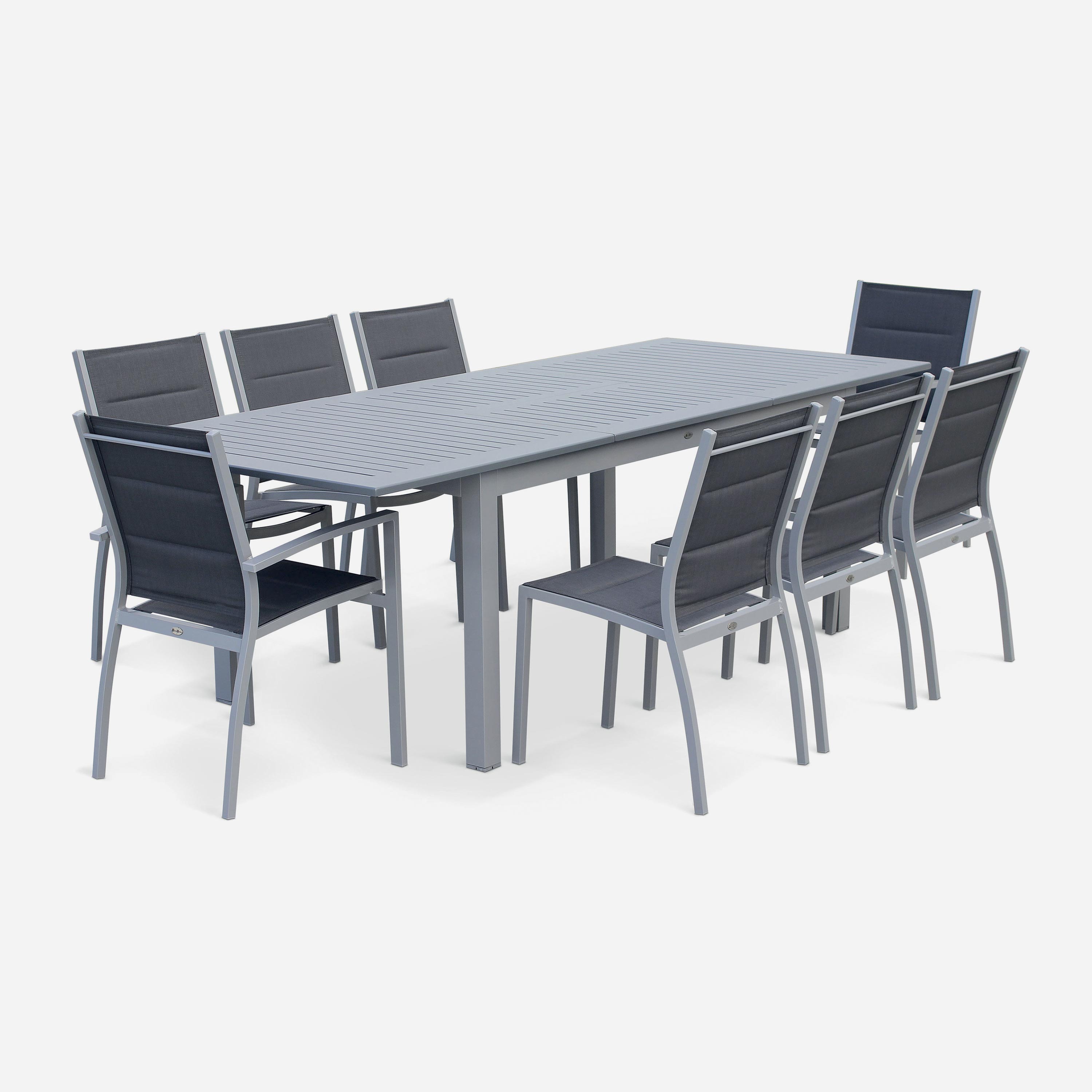 sweeek - Mesa de jardín extensible de aluminio con 8 sillas , Chicago , 244x100x75