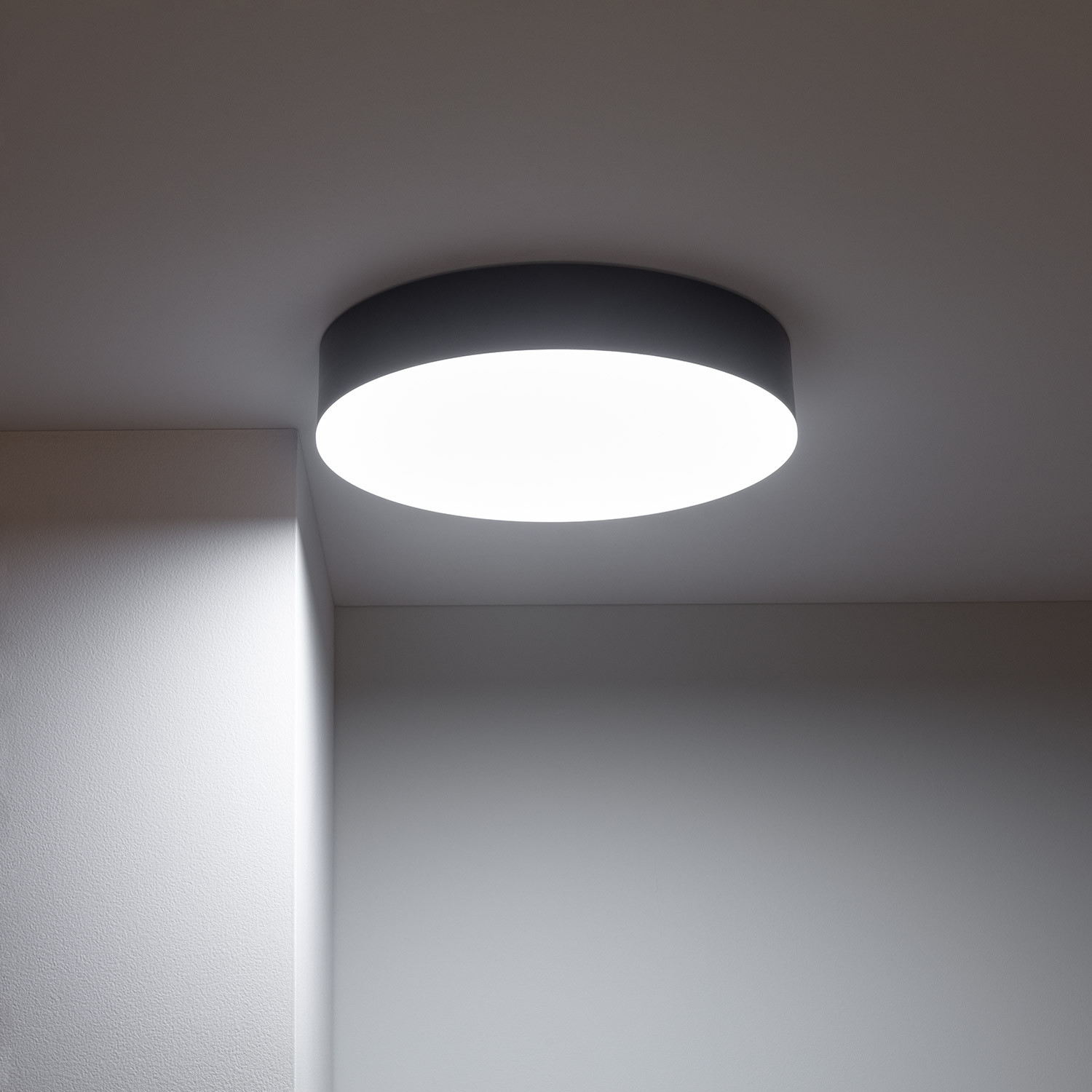Ledkia Plafón Exterior LED 21W Circular para Exterior Ø320 mm Juno IP65