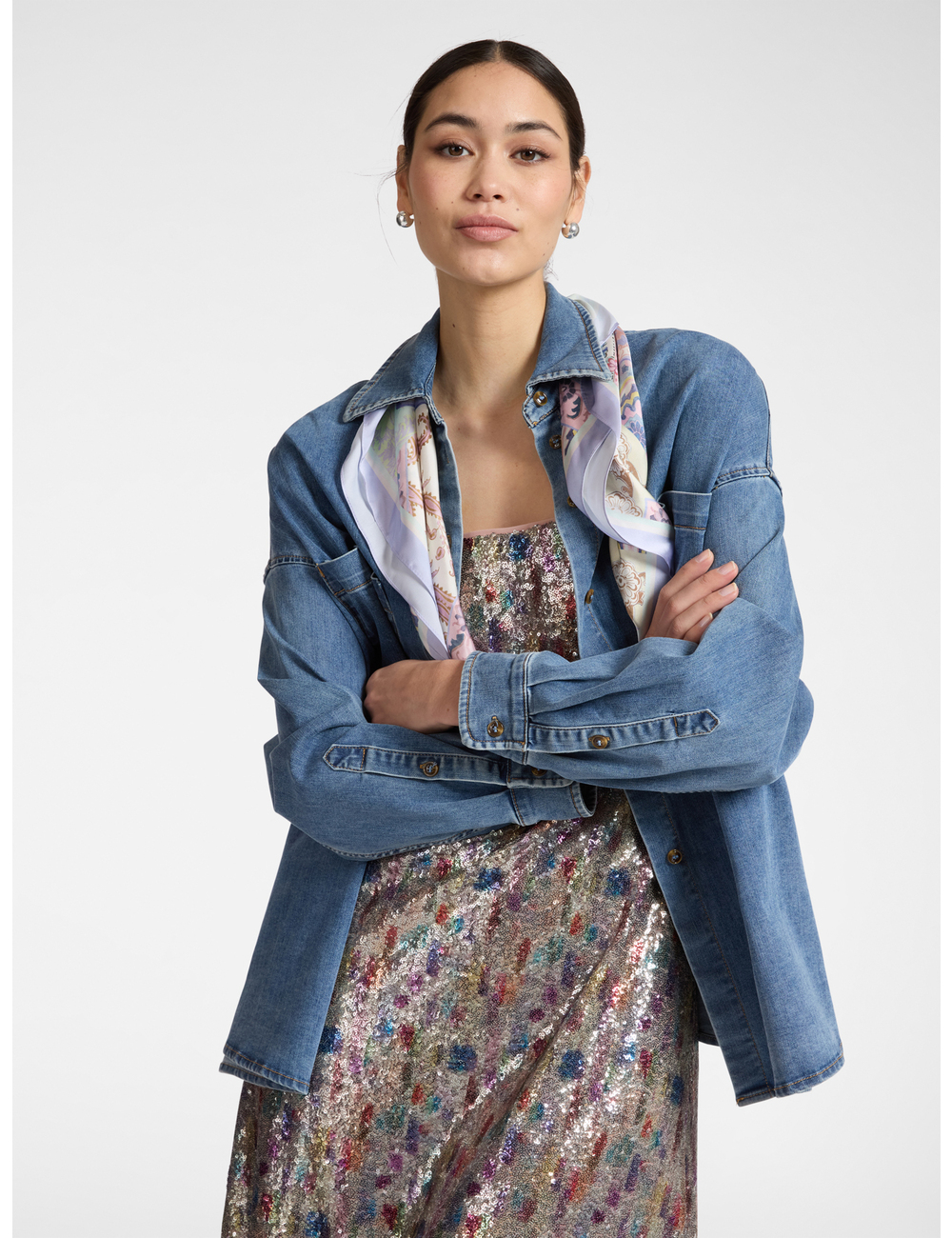 Elena Mirò - Camisa en denim lavado con pañuelo