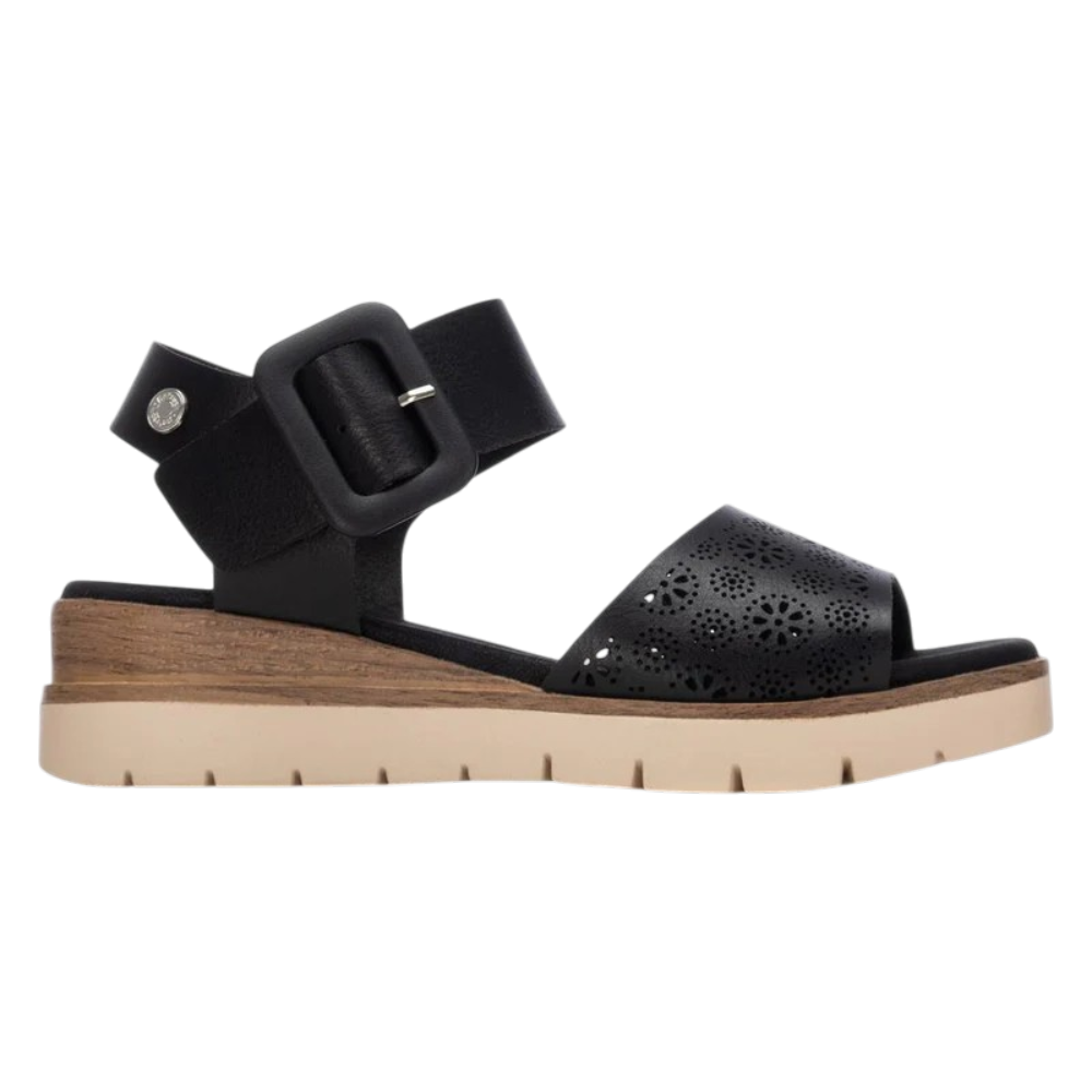 Sandalias Refresh modelo 175168 en color Negro