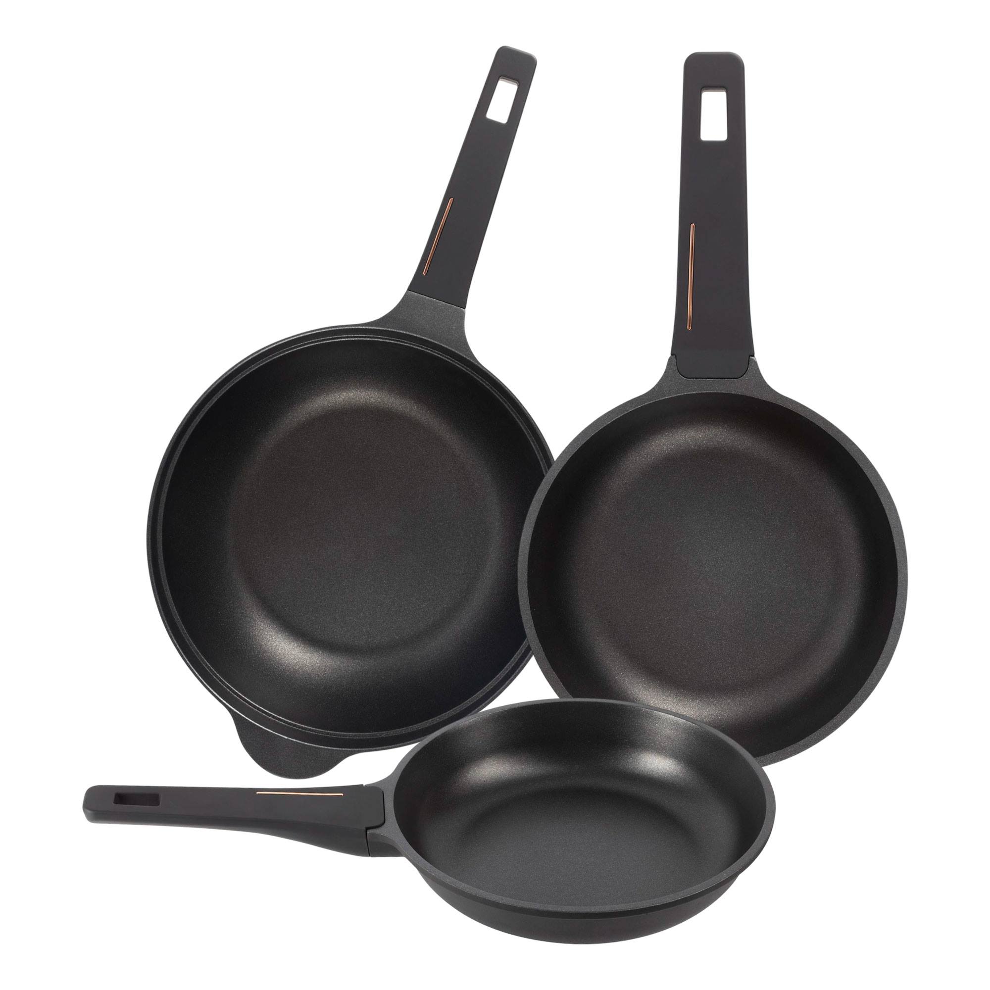 Sartenes y cacerolas en aluminio fundido color Negro Copper Bergner a elegir