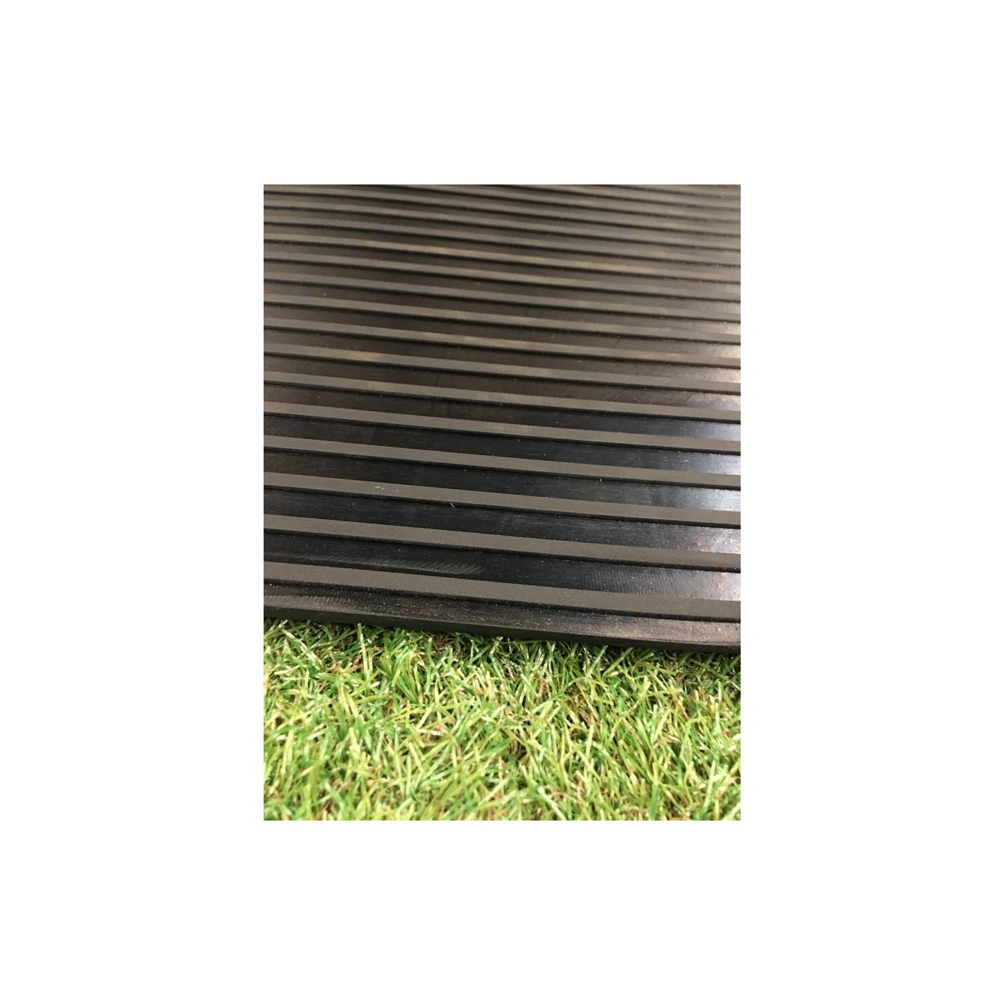 Suelo Goma Estribera | Pavimento Estribera | Rollo 1,50m x 15m | Espesor 3mm | Antideslizante | Resistente