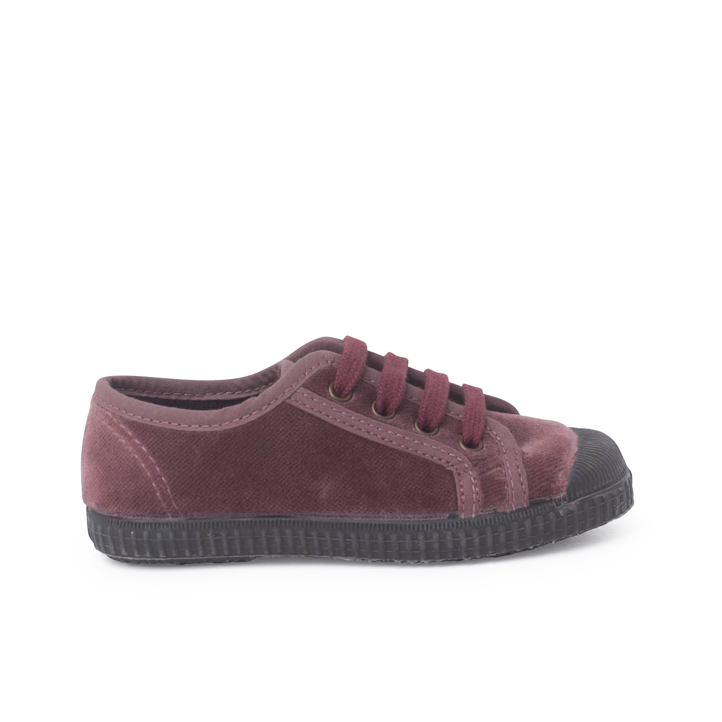 Pisamonas Zapatilla Terciopelo Con Cordones