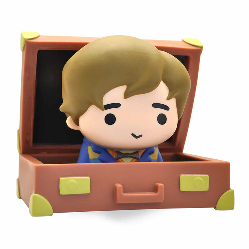 Figura hucha sd toys animales fantasticos y donde encontrarlos newt scamander en maleta chibi