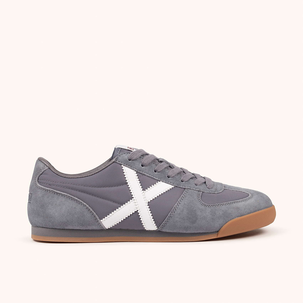 Deportivos Munich 4921001 en color Gris