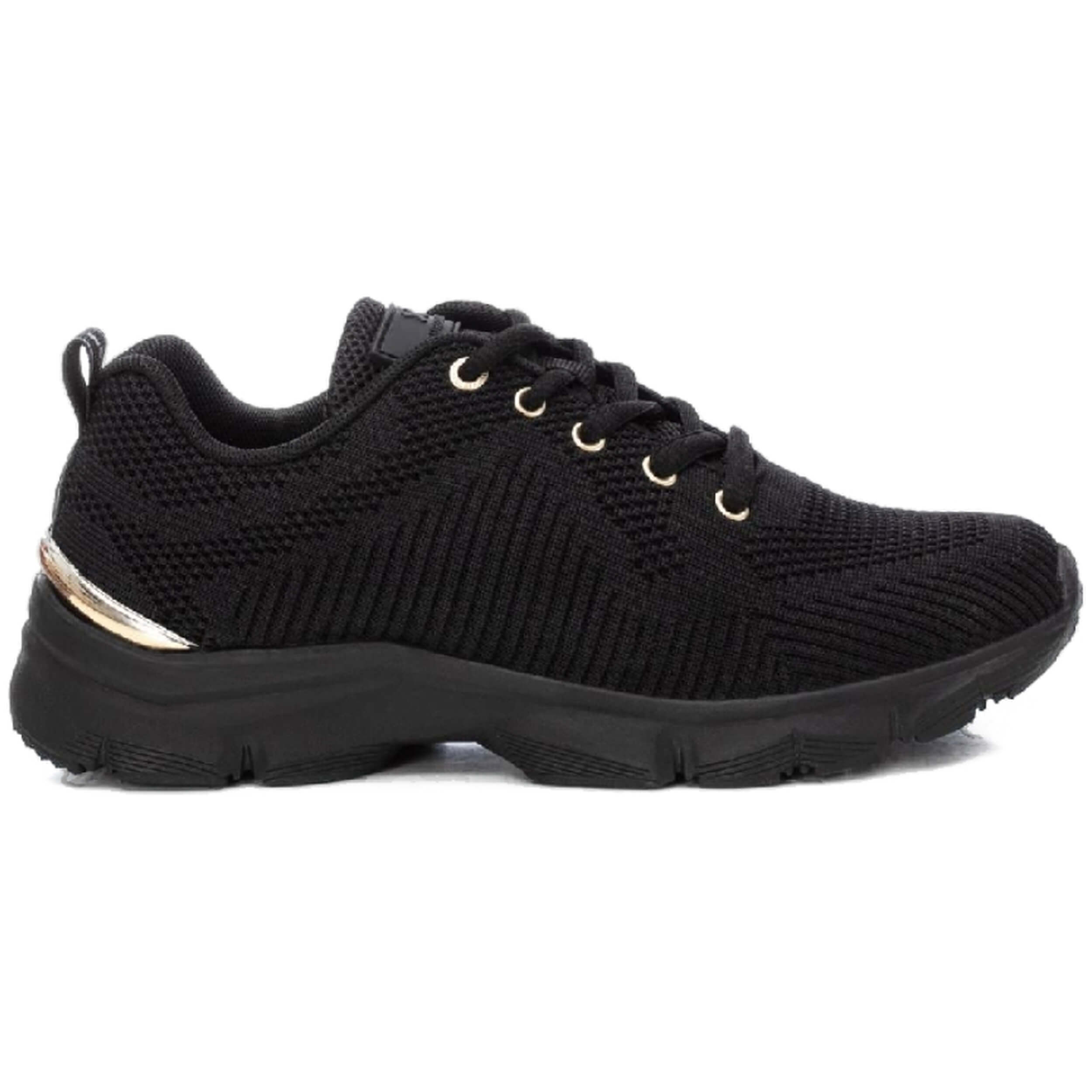 Zapatillas XTI  para mujer en color negro