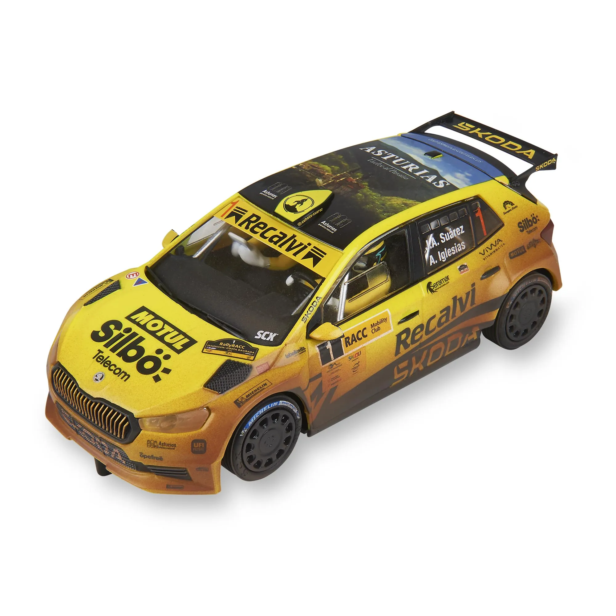 Scalextric - Skoda Fabia WRC2 - Cohete Suárez Mud Effect - Coche de carreras gama Classic a escala , Coche Slot para pista de carreras, Juguete para niños a partir de 6 años, Ideal para Regalo, Perfecto para niños y adultos