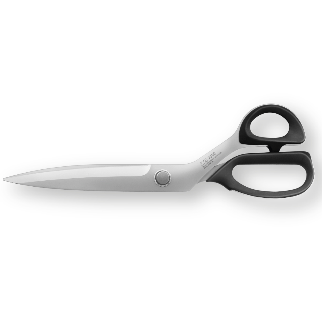 KAI 7300 - Tijeras de sastre de 30 cm. Punta recta y filo recto. Acero al carbono. Diestros.