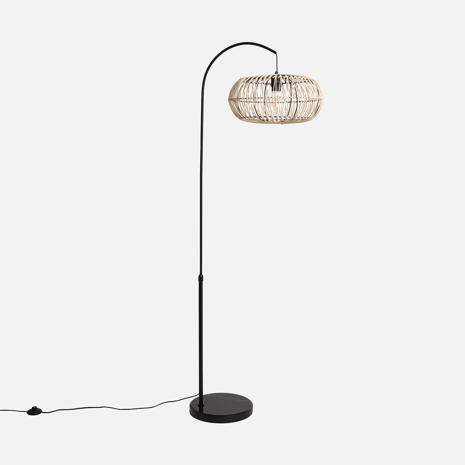 sweeek - Lámpara de pie interior de ratán natural H 170cm , Diego , 60x40x170
