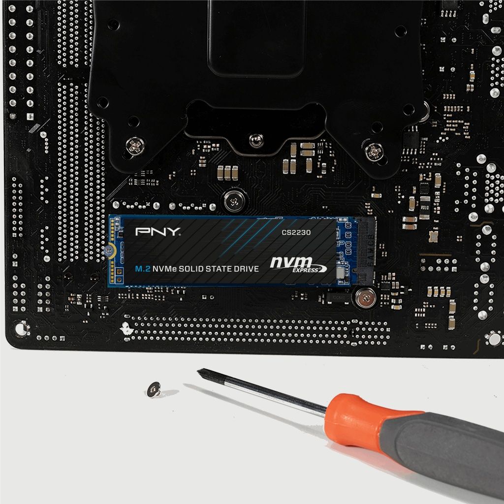 PNY - Disco duro interno SSD CS2230 500 GB NVMe M.2 2280 con velocidad de lectura hasta 3300 MB/s y escritura 2500 MB/s para ordenadores y portátiles