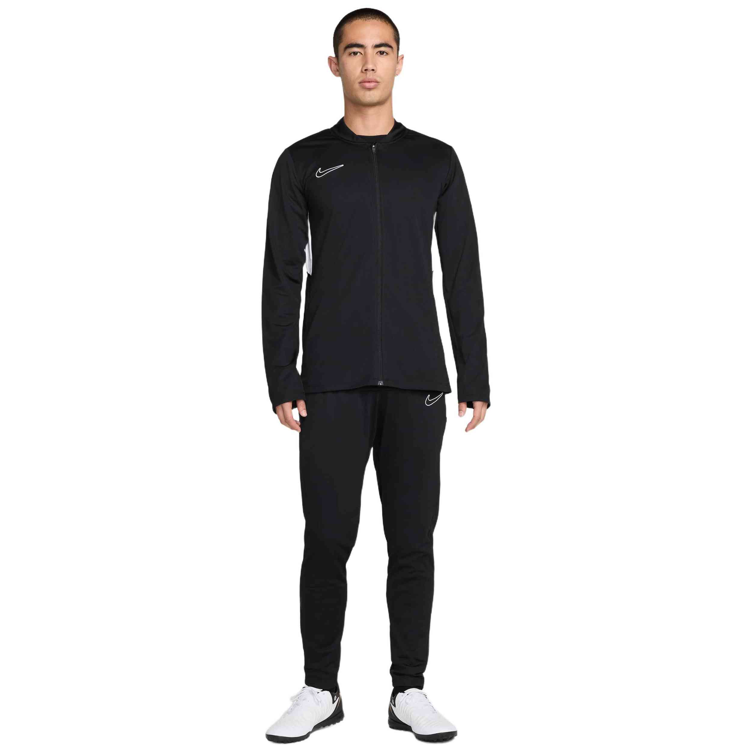 Chándals Nike modelo Hj3773 en color Negro