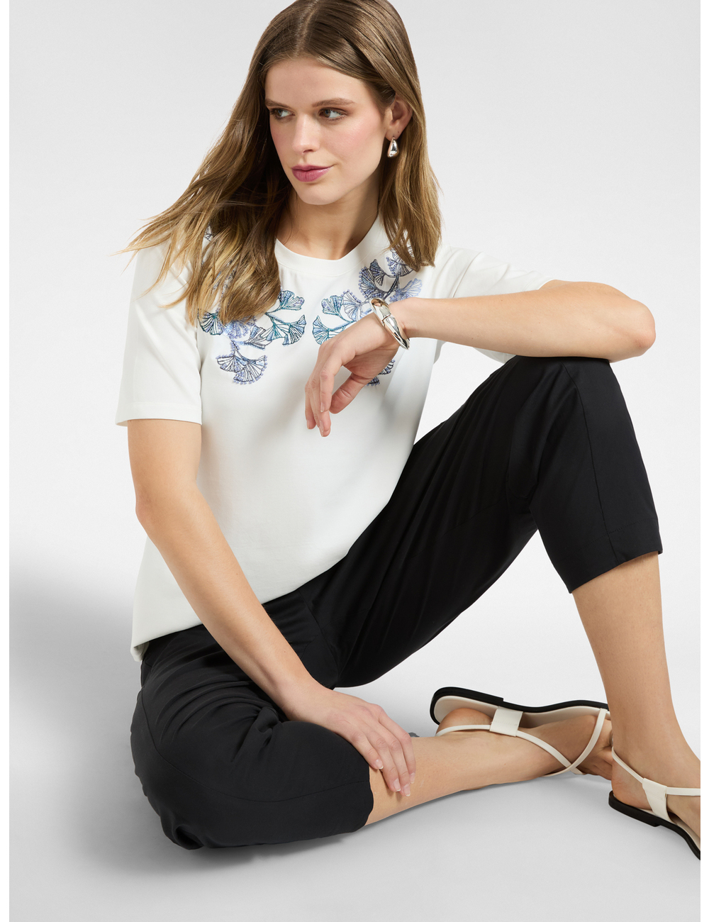 Elena Mirò - Camiseta con bordado floral