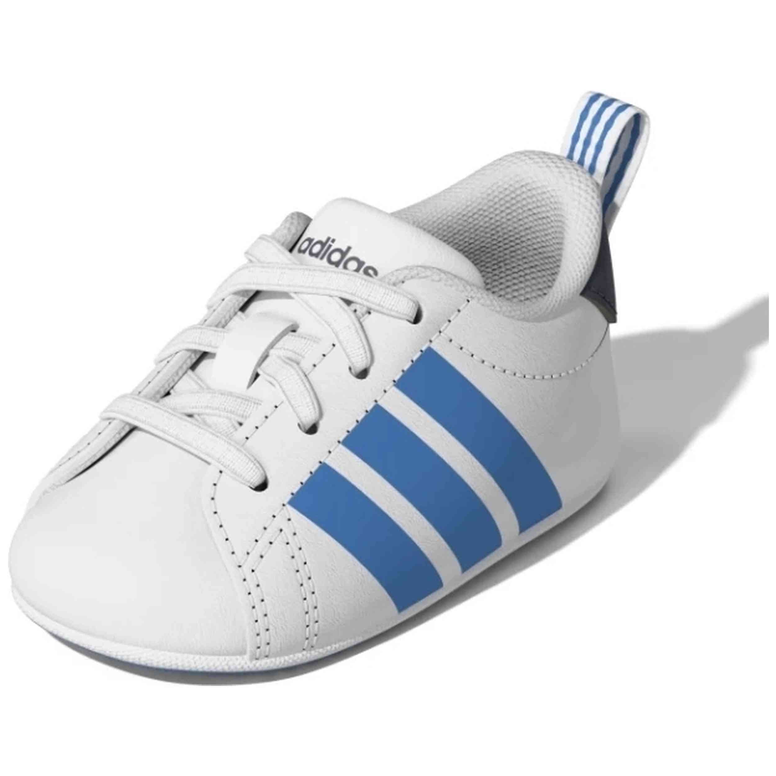 Zapatillas Adidas modelo Grand Court Crib para Bebe en color Blanco