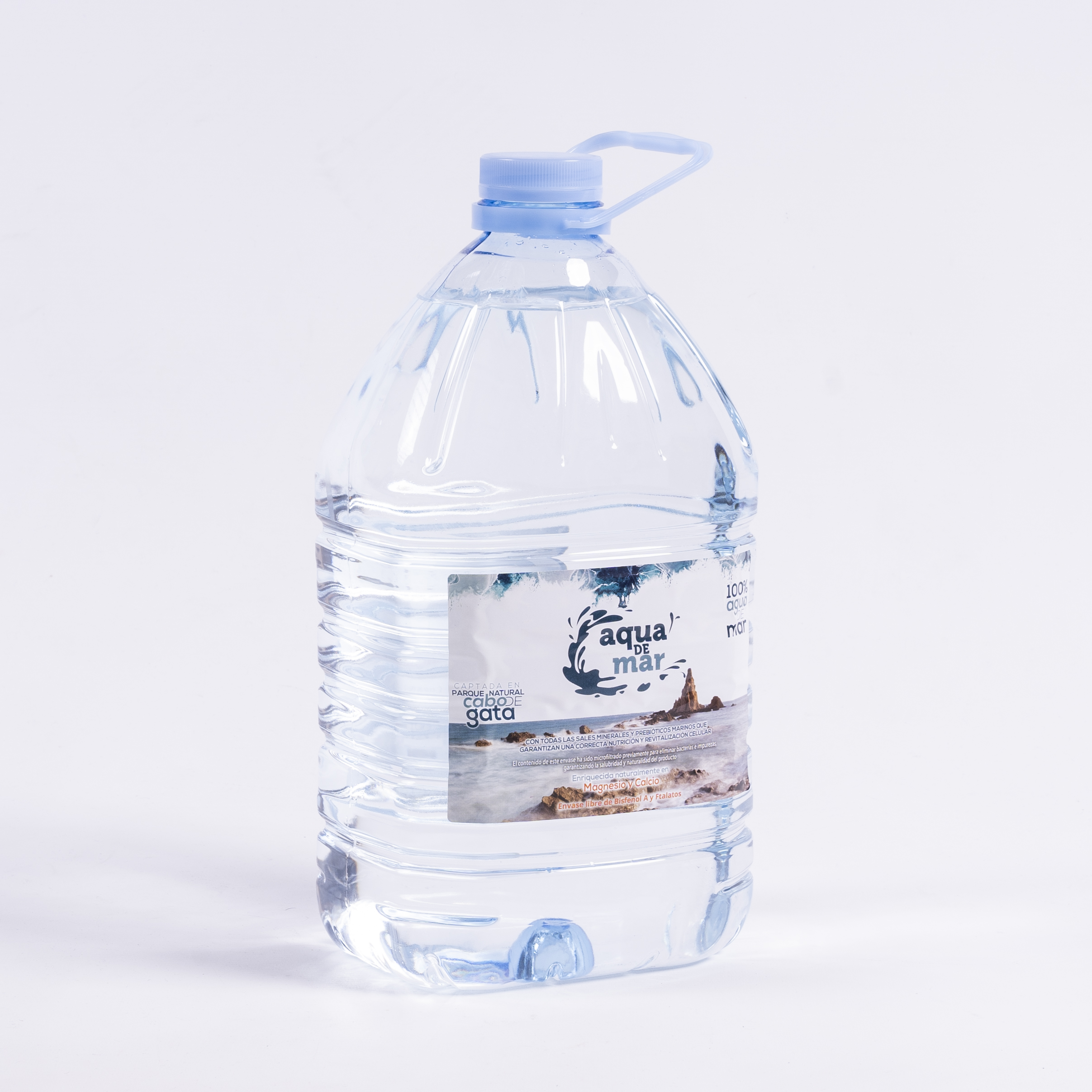 Agua de Mar hipertónica 2 litros - Envase de Plástico Libre de Bisfenol A y  Ftalatos - Aqua de Mar - Múltiples beneficios - Captada en el Parque