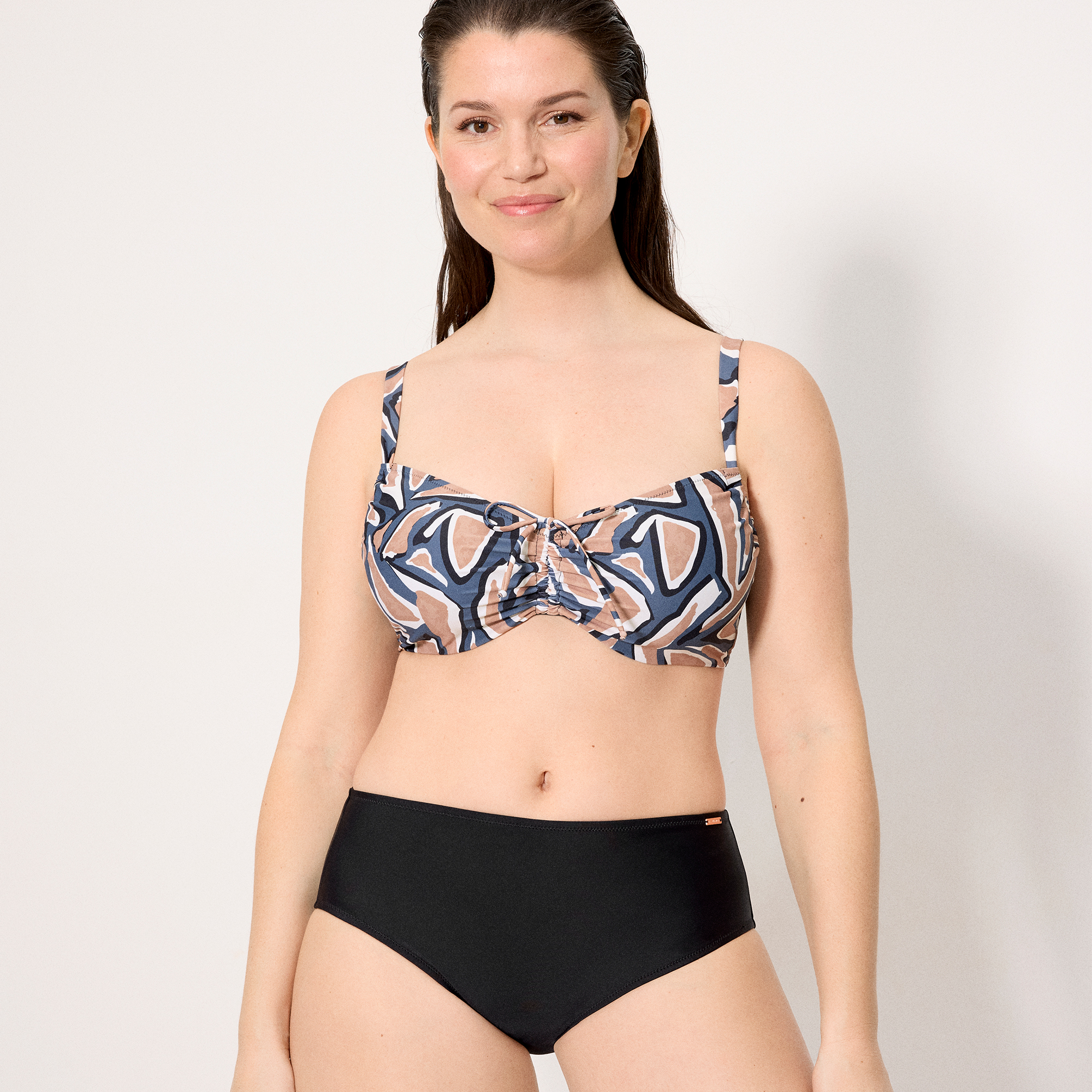 Ysabel Mora - Braga bikini reductora alta negro