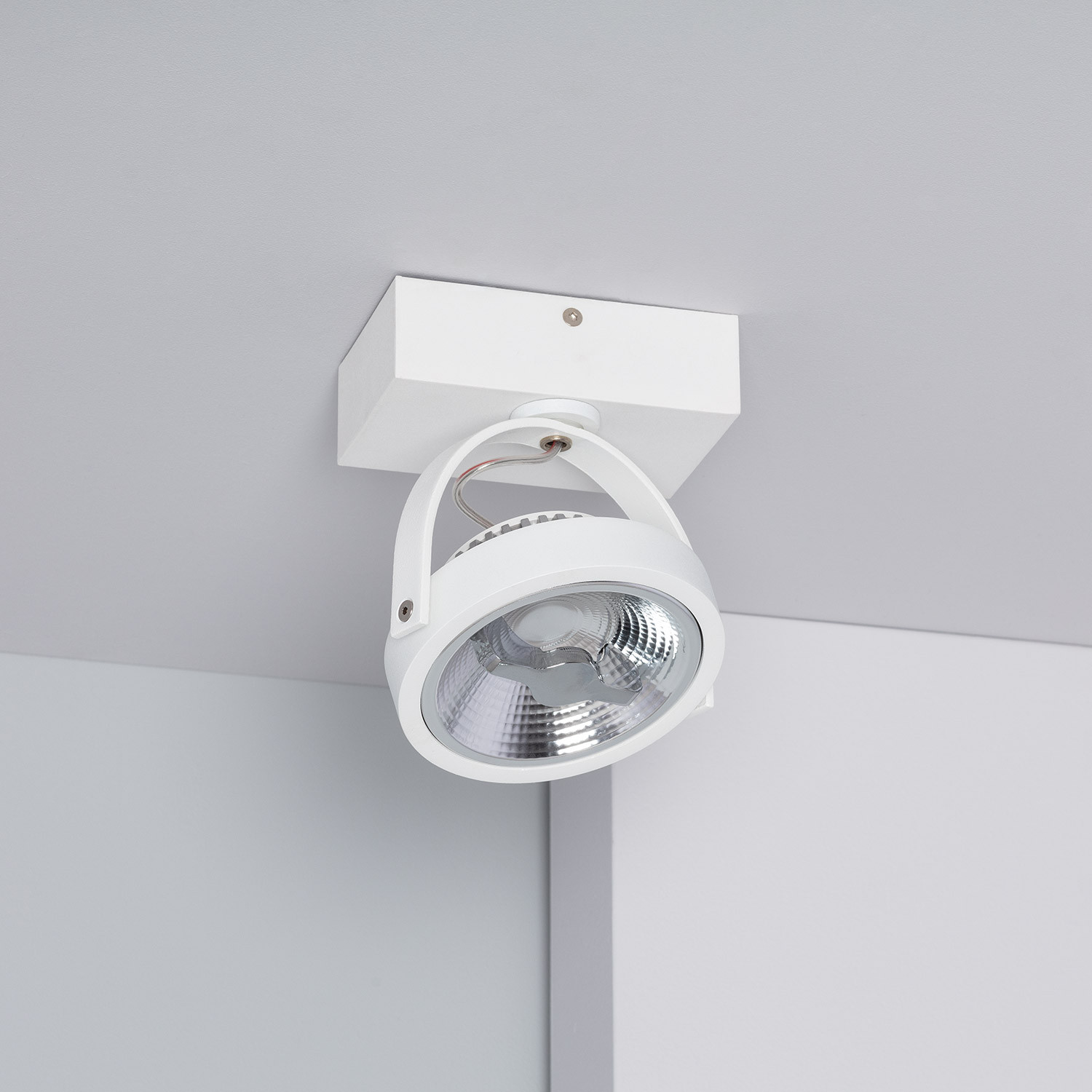 Ledkia Foco LED 15W CREE de Superficie Direccionable AR111 Regulable