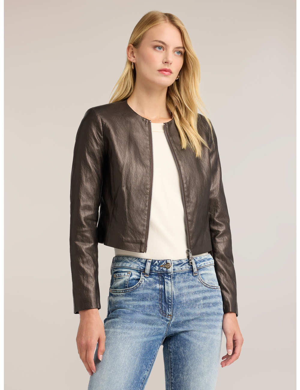 Motivi - Chaqueta sin cuello con cremallera