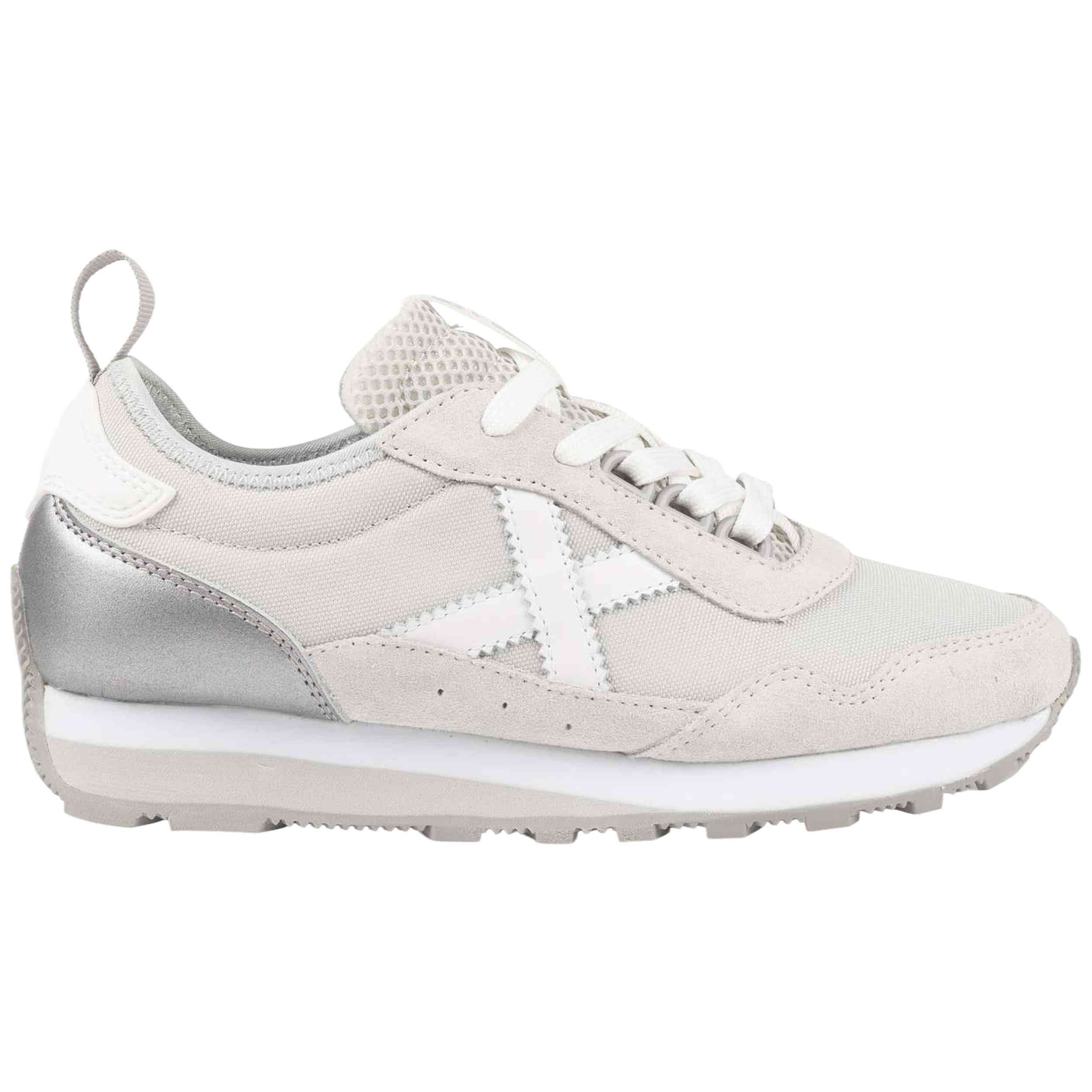Nan Munich modelo 8909038 en color Nan