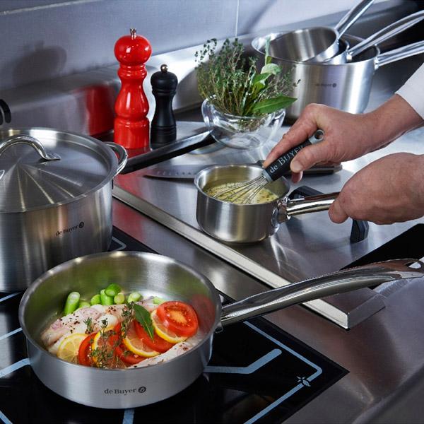 Sauté de Acero Inoxidable 18/10 De Buyer – Ideal para Saltear, Dorar y Cocinar Arroces o Salsas con Diseño Robusto y Duradero