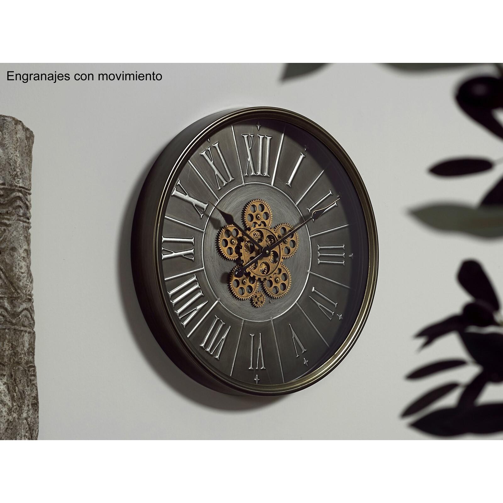 Reloj mecanismo pared plata envej.60d. cms. 60dx8 cms. El mejor complemento para tu hogar lo encontrarás aquí.