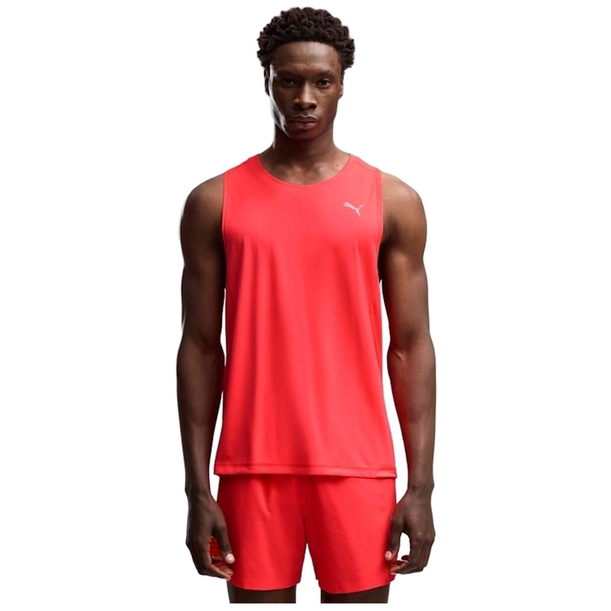 Camiseta Puma modelo M Run Velocity Tank en color Coral