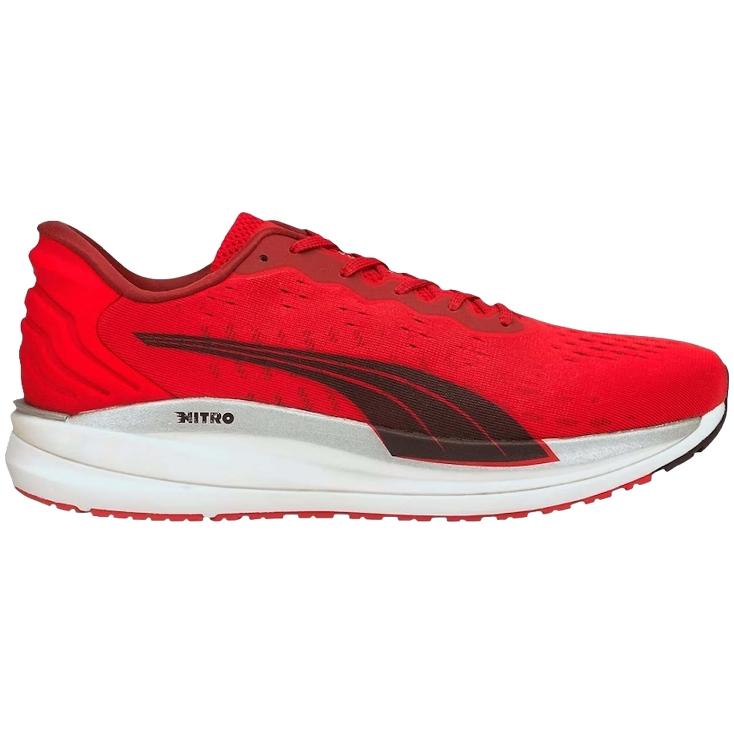 PUMA Calzado Running marca modelo para hombre en color rojo
